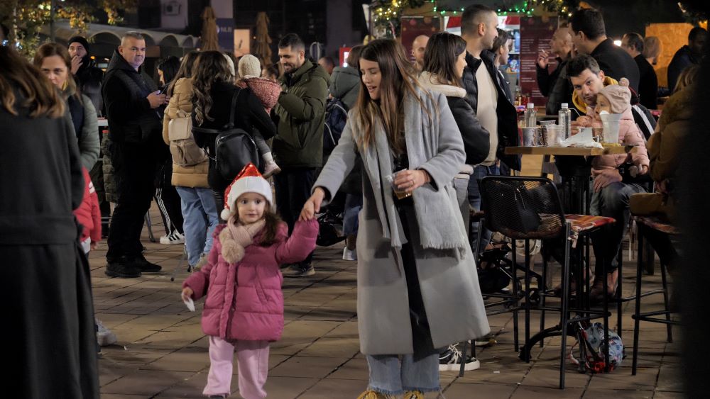 P1030892.00_14_48_18.Still009