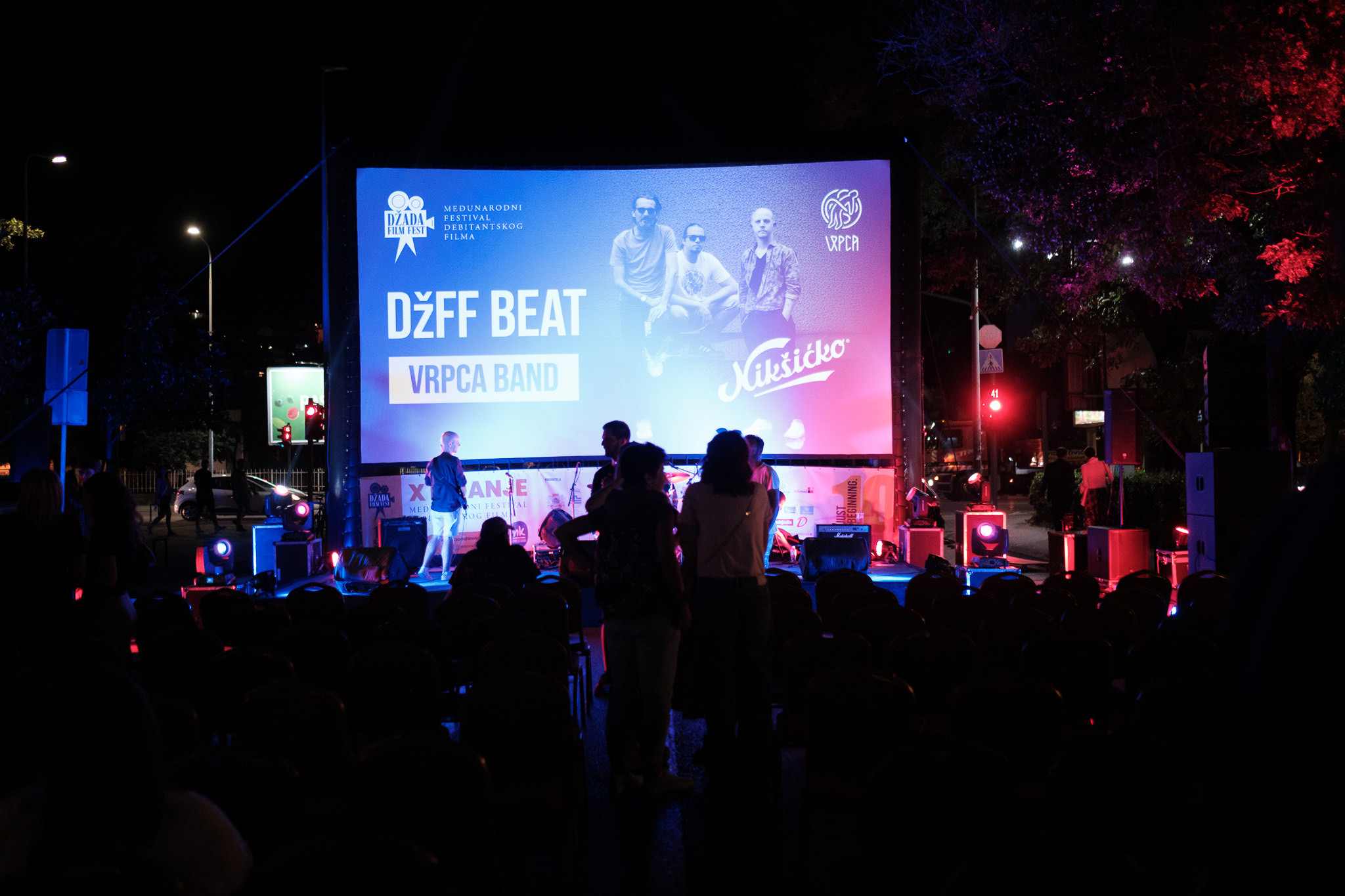 DZFF_010495