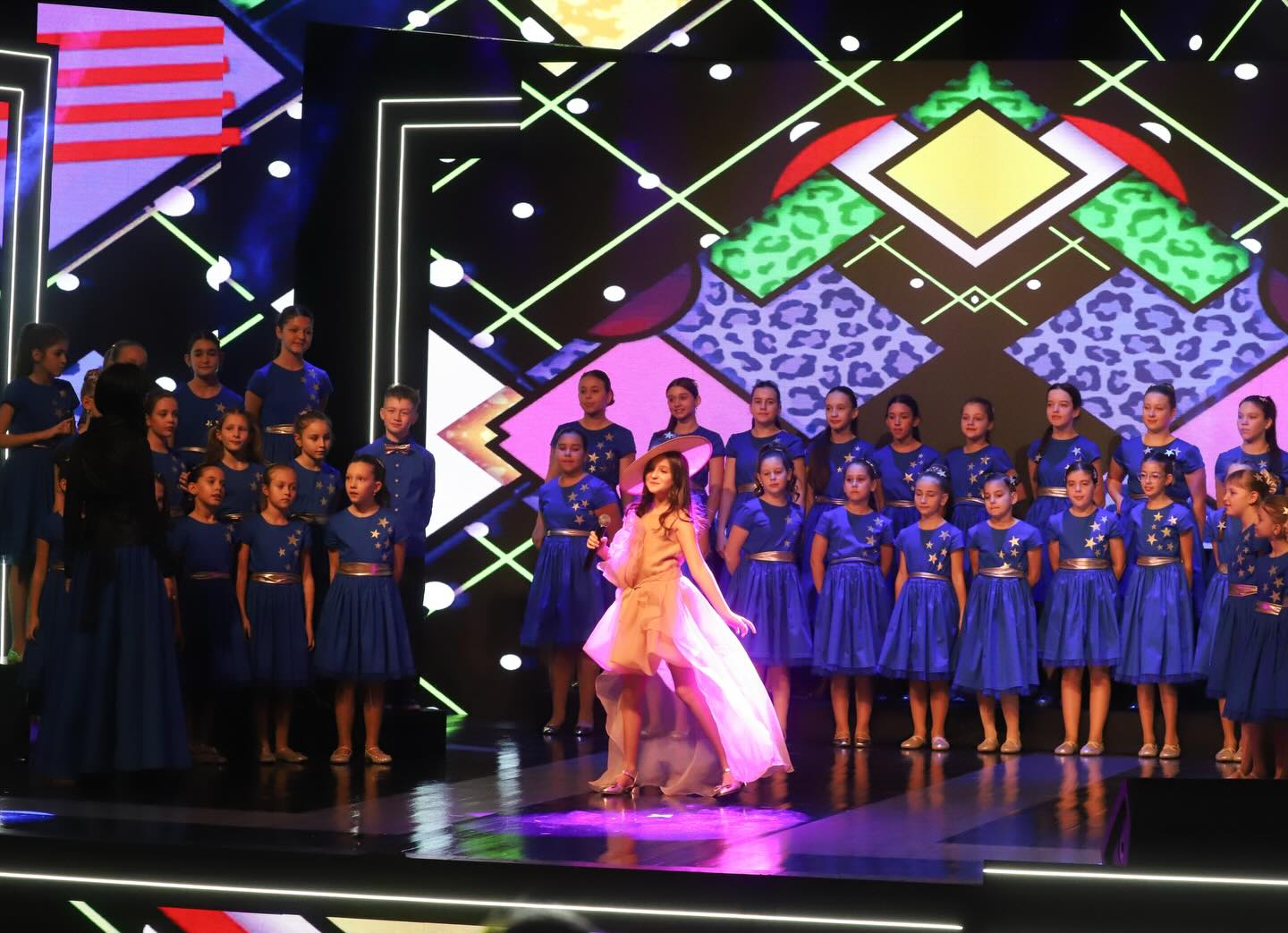 586707154_18387543079179525_3339119878945186160_n