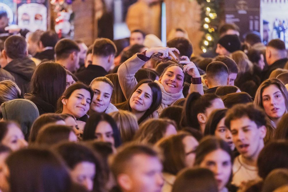 600493611_867992755625294_2515198512072544739_n